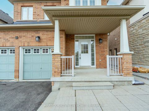 Photo 3 at 60 Seiffer Crescent, Jefferson, Richmond Hill