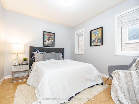 Photo 21 at 60 Seiffer Crescent, Jefferson, Richmond Hill