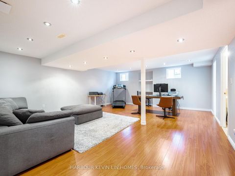 Photo 31 at 60 Seiffer Crescent, Jefferson, Richmond Hill