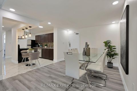 Photo 6 at 1013 - 390 Dixon Road, The Westway, Toronto