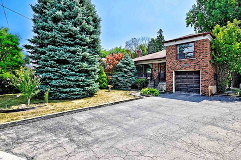 Photo 1 at 19 Skipton Court, CFB, Toronto Photo 1 at 19 Skipton Court, CFB, Toronto