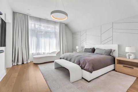 Photo 14 at 91 Lawrence Crescent, Lawrence Park South, Toronto