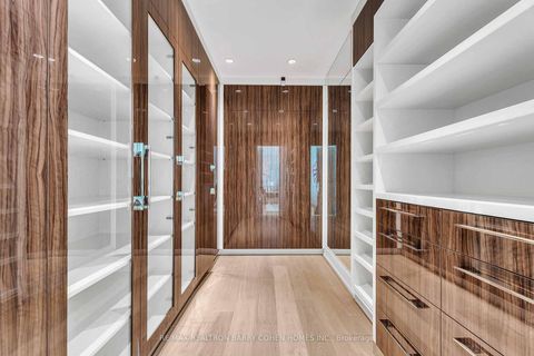 Photo 16 at 91 Lawrence Crescent, Lawrence Park South, Toronto