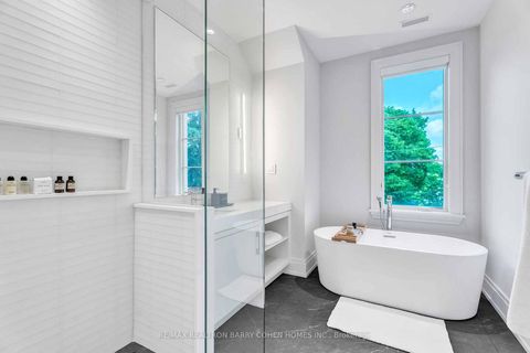 Photo 19 at 91 Lawrence Crescent, Lawrence Park South, Toronto