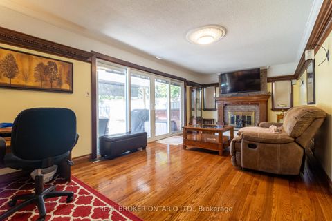 Photo 6 at 50 Spry Avenue S, Bowmanville, Clarington