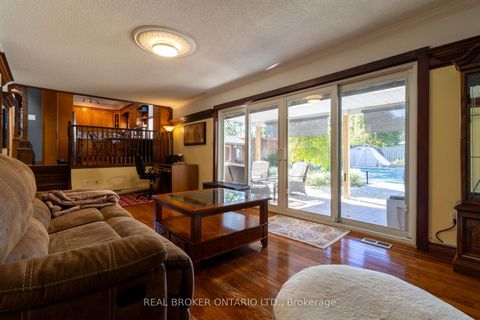 Photo 7 at 50 Spry Avenue S, Bowmanville, Clarington