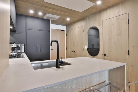 Photo 8 at 302 - 45 Dovercourt Road, Bellwoods, Toronto