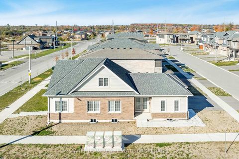 Photo 1 at 1 Harvest Crescent, Rural Barrie Southeast, Barrie