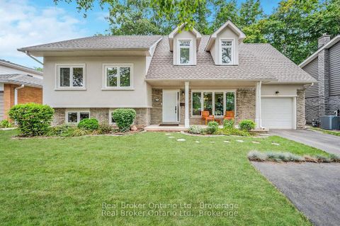 Photo 1 at 285 Surrey Drive, BR Bronte, Oakville