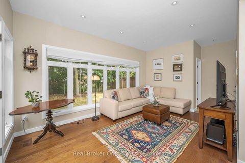 Photo 14 at 285 Surrey Drive, BR Bronte, Oakville