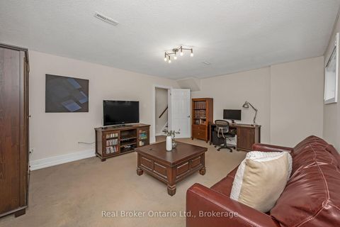 Photo 19 at 285 Surrey Drive, BR Bronte, Oakville