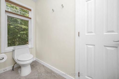 Photo 31 at 285 Surrey Drive, BR Bronte, Oakville