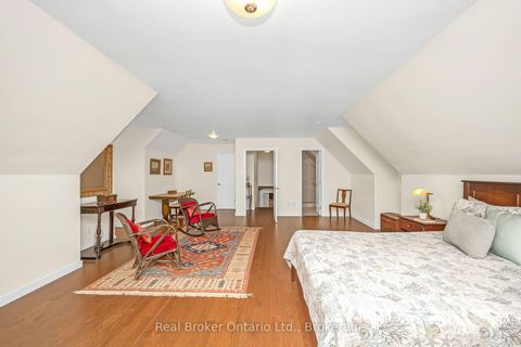 Photo 35 at 285 Surrey Drive, BR Bronte, Oakville