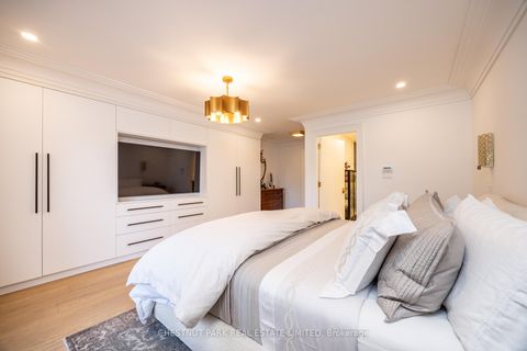 Photo 20 at 414 Bedford Park Avenue, Nortown, Toronto