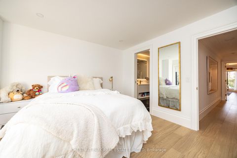 Photo 25 at 414 Bedford Park Avenue, Nortown, Toronto