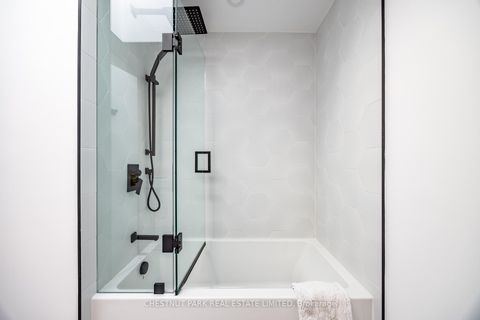 Photo 32 at 414 Bedford Park Avenue, Nortown, Toronto