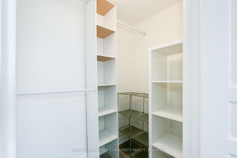 Photo 11 at 467 - 313 Richmond Street E, Moss Park, Toronto