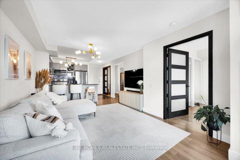 Photo 12 at 505 - 525 Wilson Avenue, Clanton Park, Toronto