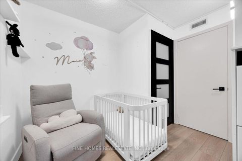 Photo 19 at 505 - 525 Wilson Avenue, Clanton Park, Toronto