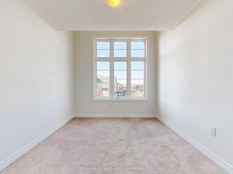 Photo 9 at 2112 Dale Road, Alcona, Innisfil