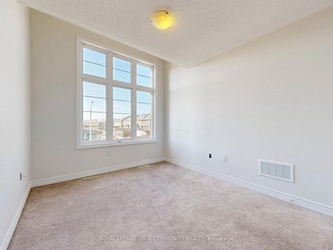 Photo 10 at 2112 Dale Road, Alcona, Innisfil