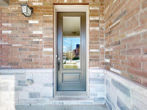 Photo 18 at 2112 Dale Road, Alcona, Innisfil