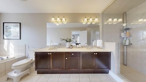 Photo 30 at 124 Lacewood Drive, Westbrook, Richmond Hill