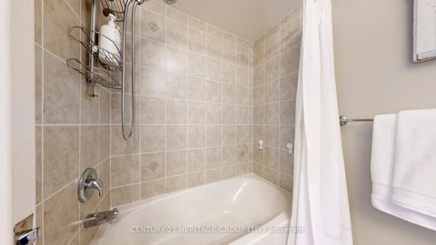 Photo 38 at 124 Lacewood Drive, Westbrook, Richmond Hill