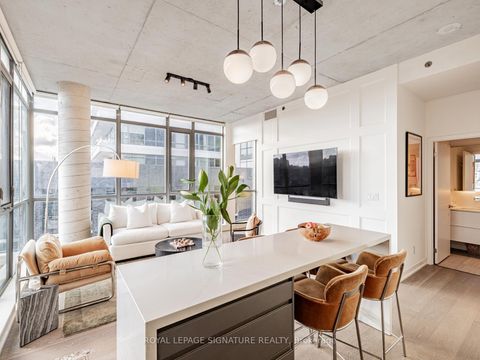 Photo 1 at 514 - 8 Gladstone Avenue, Little Portugal, Toronto