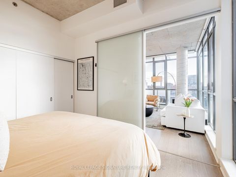 Photo 5 at 514 - 8 Gladstone Avenue, Little Portugal, Toronto