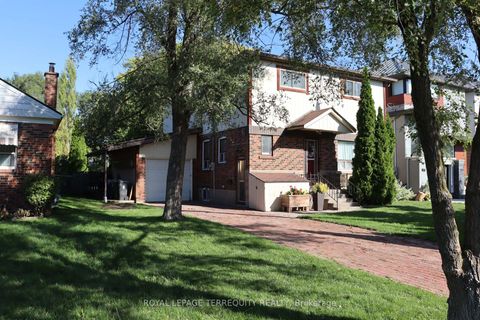 Photo 1 at 12 Chauncey Avenue, City Centre West, Toronto