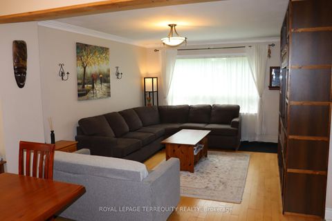 Photo 5 at 12 Chauncey Avenue, City Centre West, Toronto