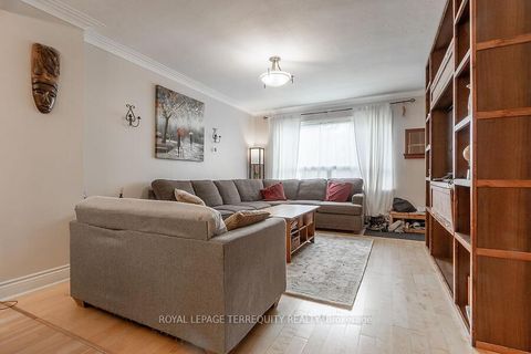 Photo 7 at 12 Chauncey Avenue, City Centre West, Toronto Photo 7 at 12 Chauncey Avenue, City Centre West, Toronto