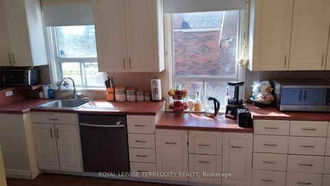 Photo 11 at 12 Chauncey Avenue, City Centre West, Toronto