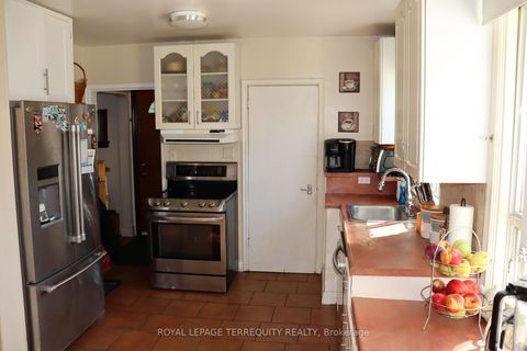 Photo 12 at 12 Chauncey Avenue, City Centre West, Toronto