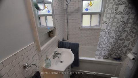 Photo 15 at 12 Chauncey Avenue, City Centre West, Toronto