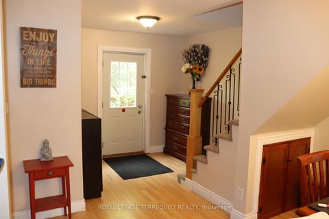 Photo 16 at 12 Chauncey Avenue, City Centre West, Toronto