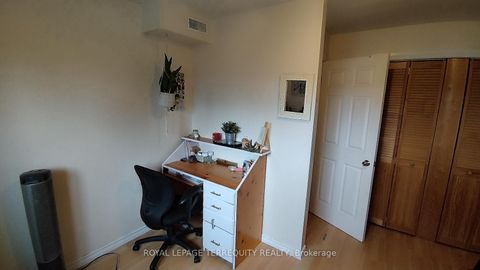 Photo 27 at 12 Chauncey Avenue, City Centre West, Toronto