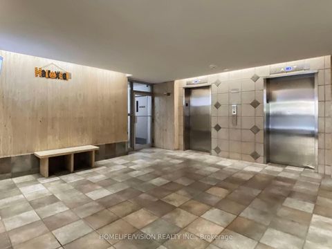 Photo 3 at 713 - 9 Four Winds Drive, York University Heights, Toronto