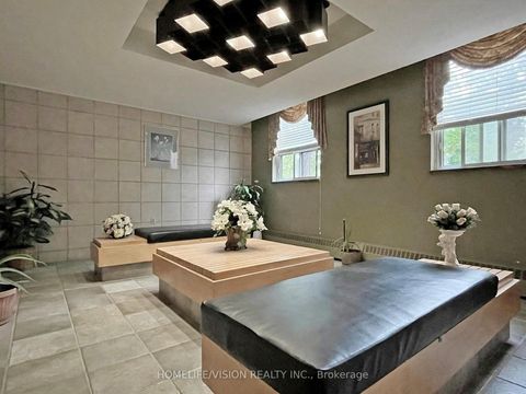 Photo 4 at 713 - 9 Four Winds Drive, York University Heights, Toronto