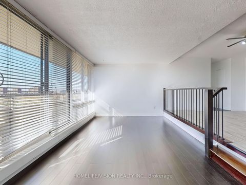 Photo 11 at 713 - 9 Four Winds Drive, York University Heights, Toronto