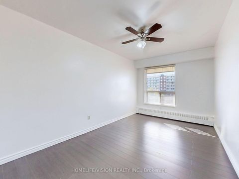 Photo 15 at 713 - 9 Four Winds Drive, York University Heights, Toronto