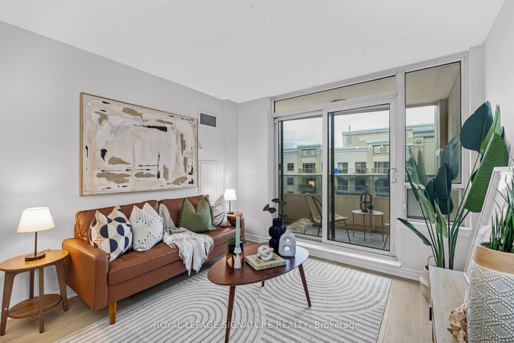 Photo 1 at 802 - 8 Rean Drive, Bayview Village, Toronto