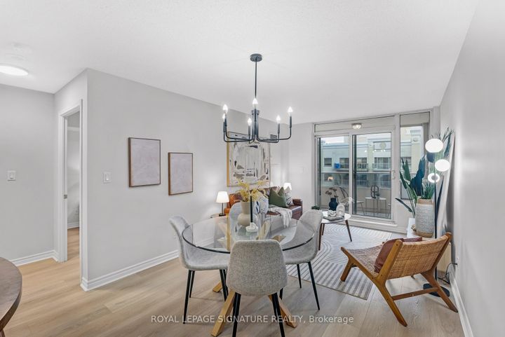 Photo 6 at 802 - 8 Rean Drive, Bayview Village, Toronto