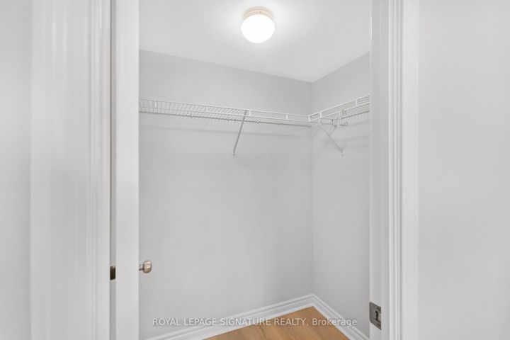 Photo 15 at 802 - 8 Rean Drive, Bayview Village, Toronto