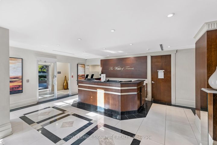 Photo 25 at 802 - 8 Rean Drive, Bayview Village, Toronto