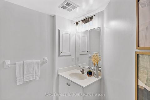 Photo 16 at 802 - 8 Rean Drive, Bayview Village, Toronto