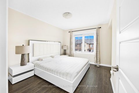 Photo 14 at 335 Ellen Davidson Drive, GO Glenorchy, Oakville