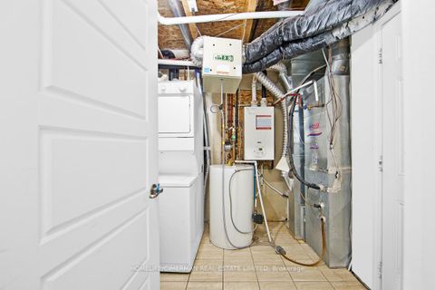 Photo 19 at 335 Ellen Davidson Drive, GO Glenorchy, Oakville