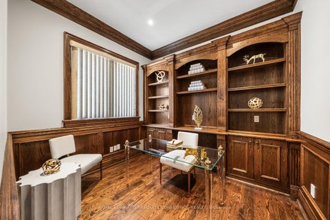 Photo 1 at 255 Dunview Avenue, Willowdale East, Toronto